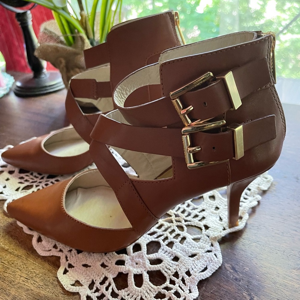 MICHAEL Michael Kors brown shoes, like new . Perfect condition size 8 - Picture 1 of 15